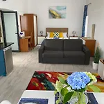 Casa Bela Vista * Ponta Delgada (Flores)