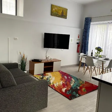 Casa Bela Vista * Ponta Delgada (Flores)